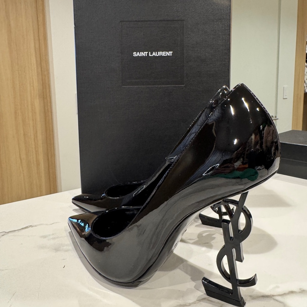 Saint Laurent Black Patent Opyum Logo Heel Pumps